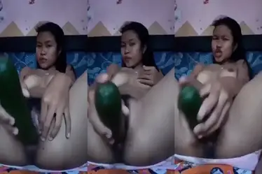 ABG Sange Berat Colmek Pakai Timun Gede
